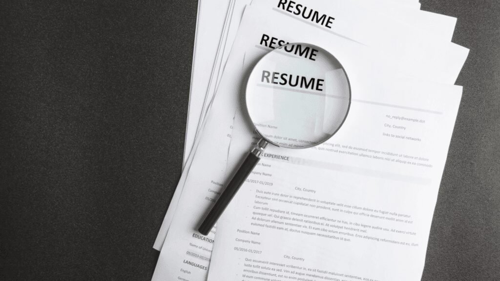 Resume Writing Tips for Overseas Jobs in Gulf Countries