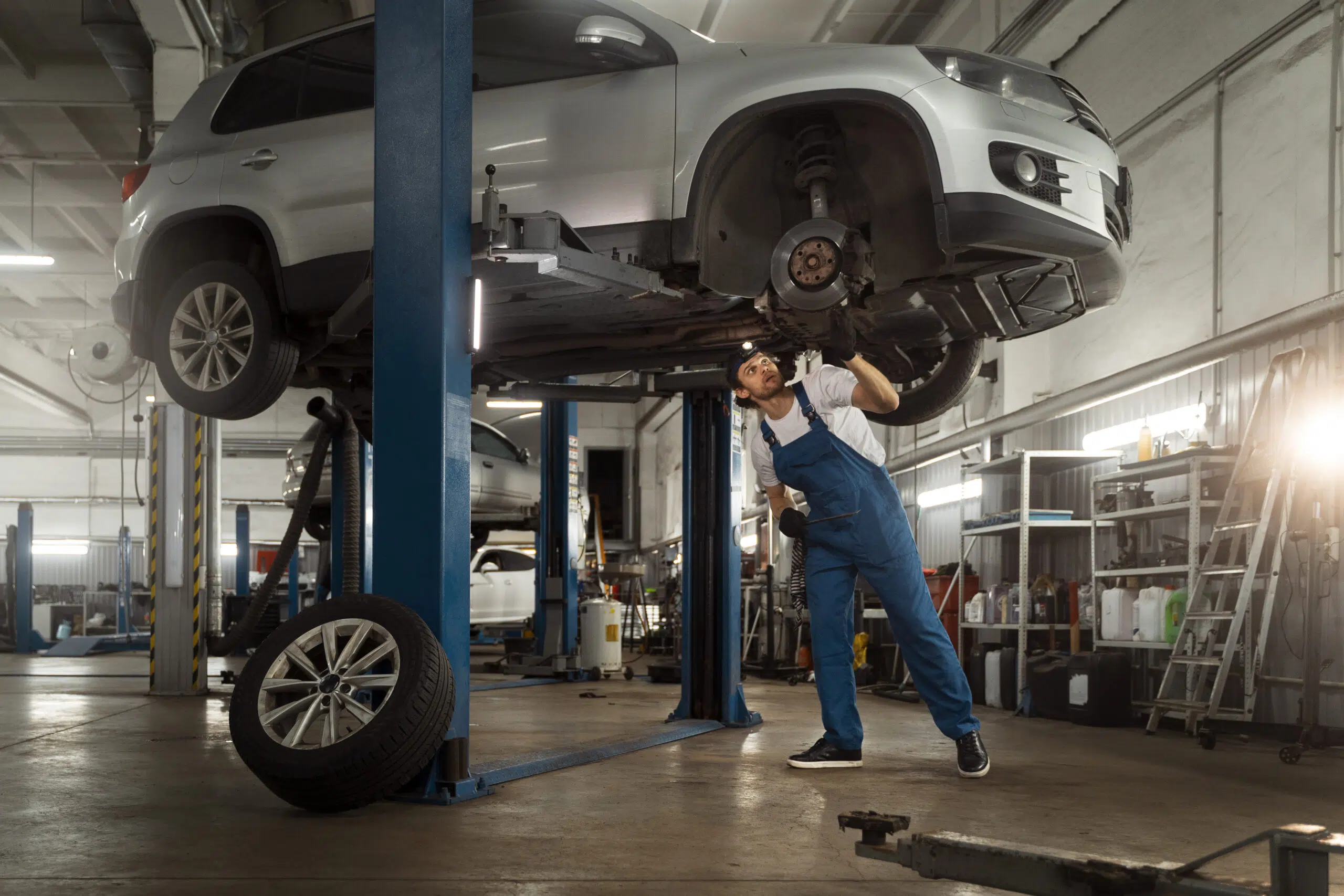 How Recruitment Agencies in Pakistan Drive Overseas Recruitment of Auto Workshop Manpower in Pakistan